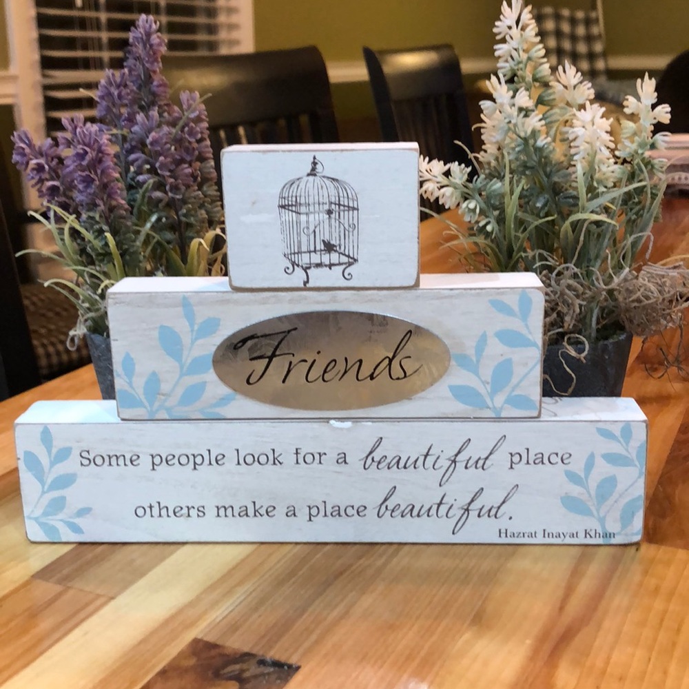 Unique friends sign